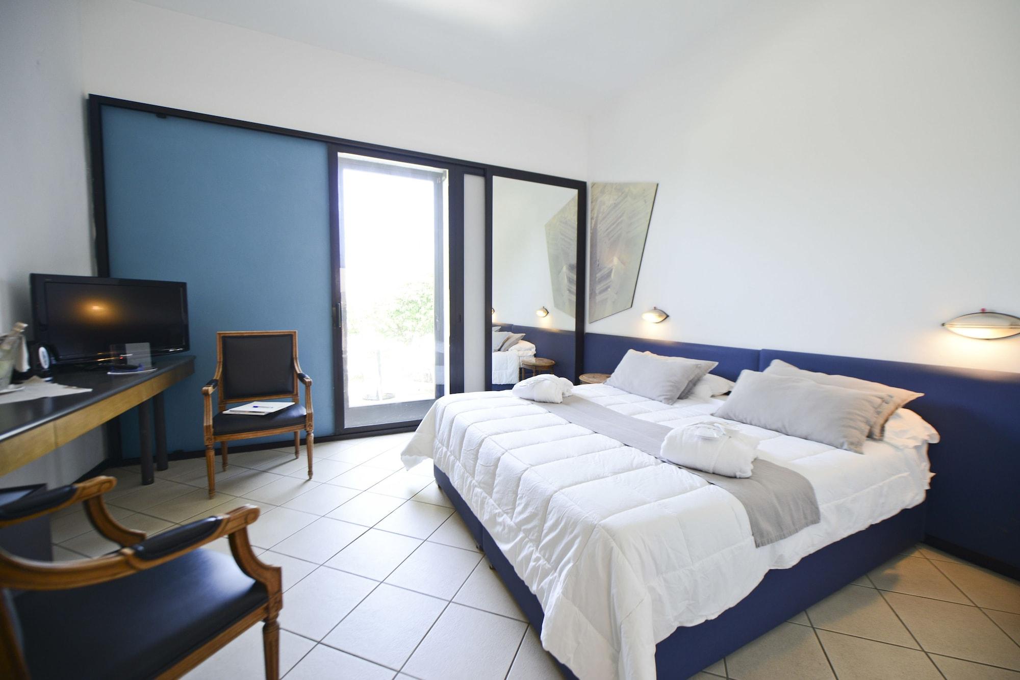 Grand Hotel Masseria Santa Lucia オストゥーニ エクステリア 写真
