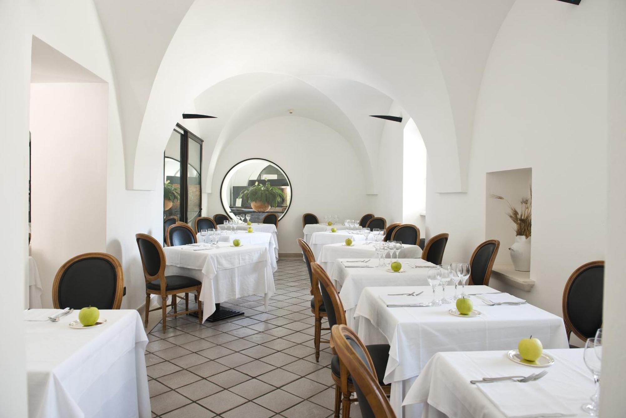 Grand Hotel Masseria Santa Lucia オストゥーニ エクステリア 写真