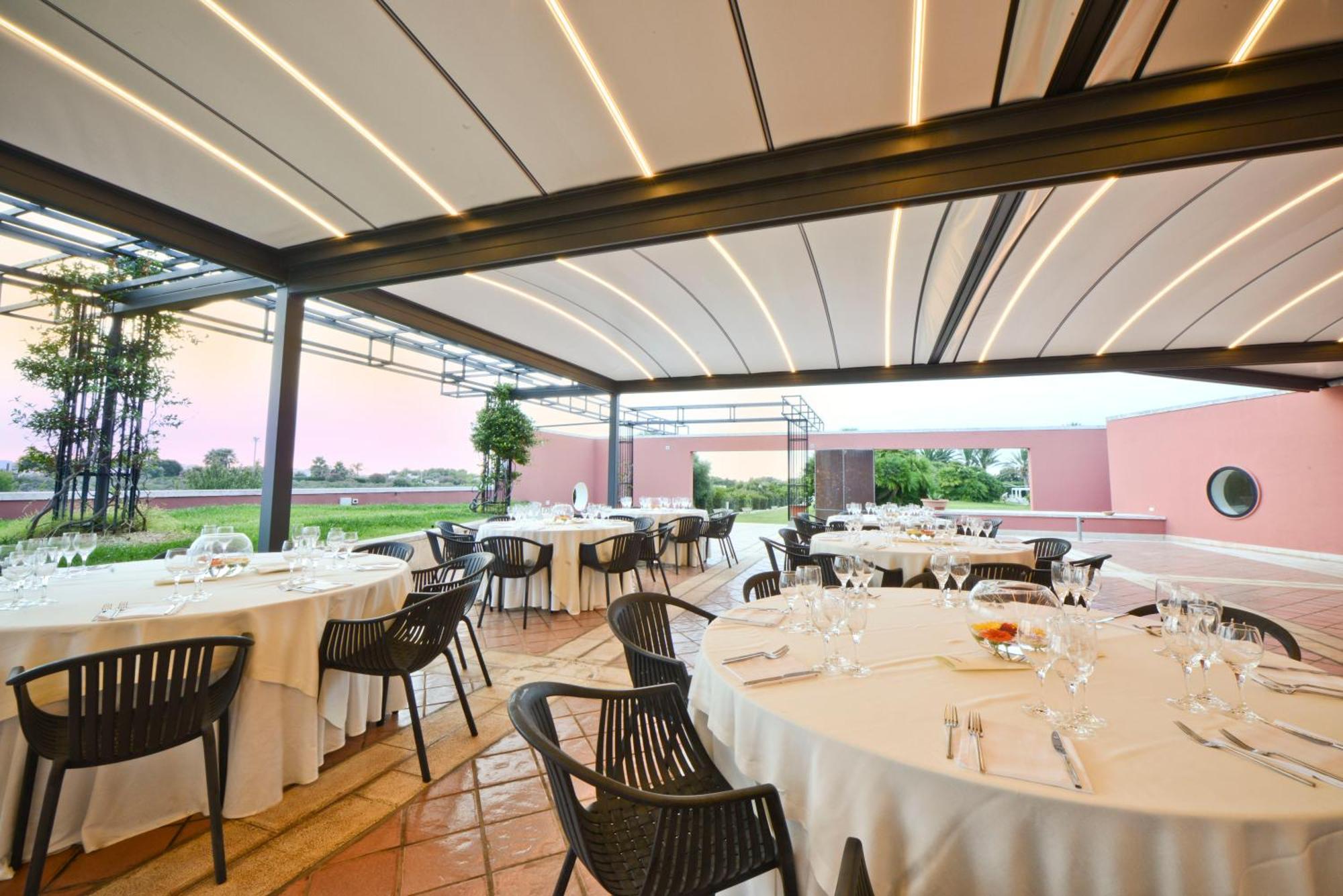 Grand Hotel Masseria Santa Lucia オストゥーニ エクステリア 写真