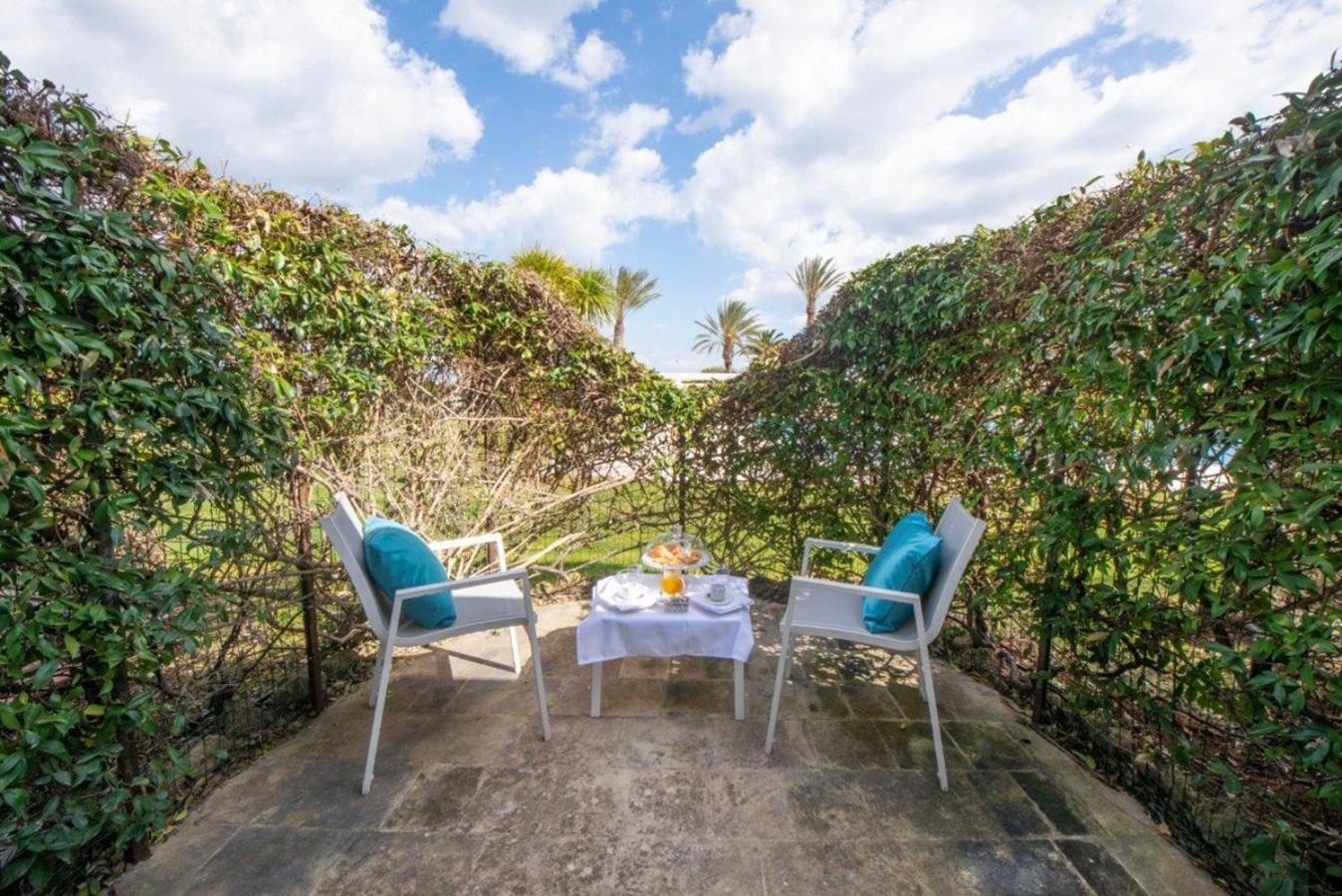 Grand Hotel Masseria Santa Lucia オストゥーニ エクステリア 写真
