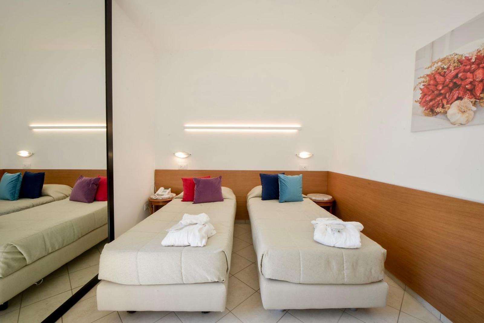 Grand Hotel Masseria Santa Lucia オストゥーニ エクステリア 写真